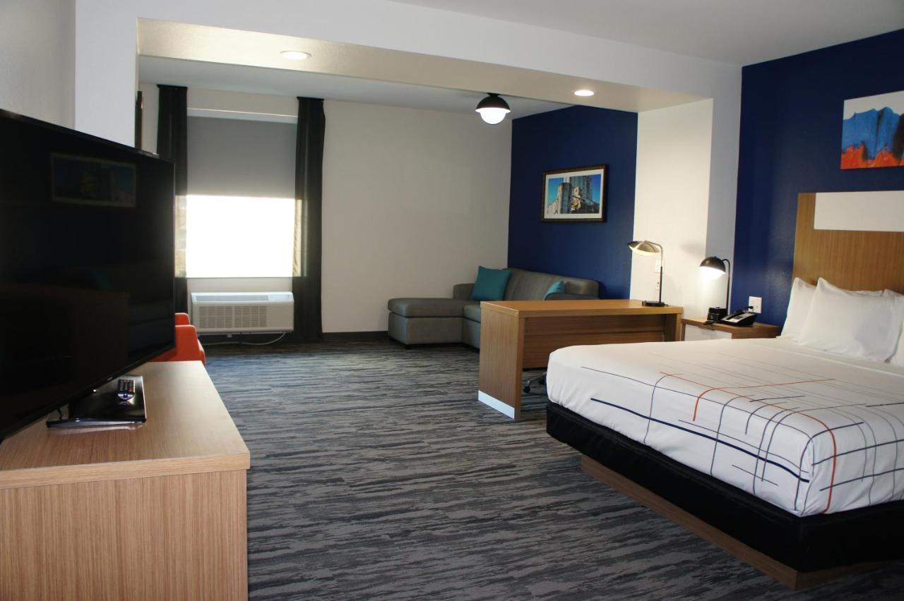 La Quinta Inn & Suites Katy-Mills By Wyndham Katy Eksteriør billede